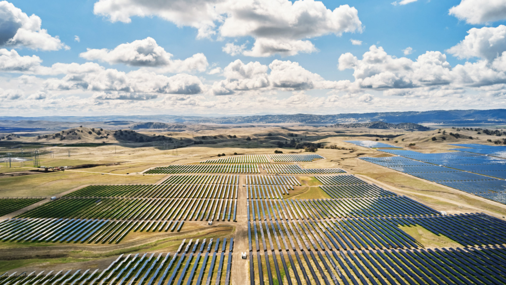 O novo parque solar Califórnia Flats da Apple.